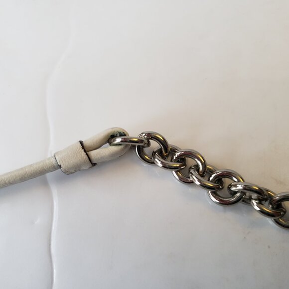 Coach crossbody bag.Small, rectangular bag with a flap closure - Picture 9 of 16